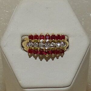 VINTAGE 14K RUBY & DIAMOND RING